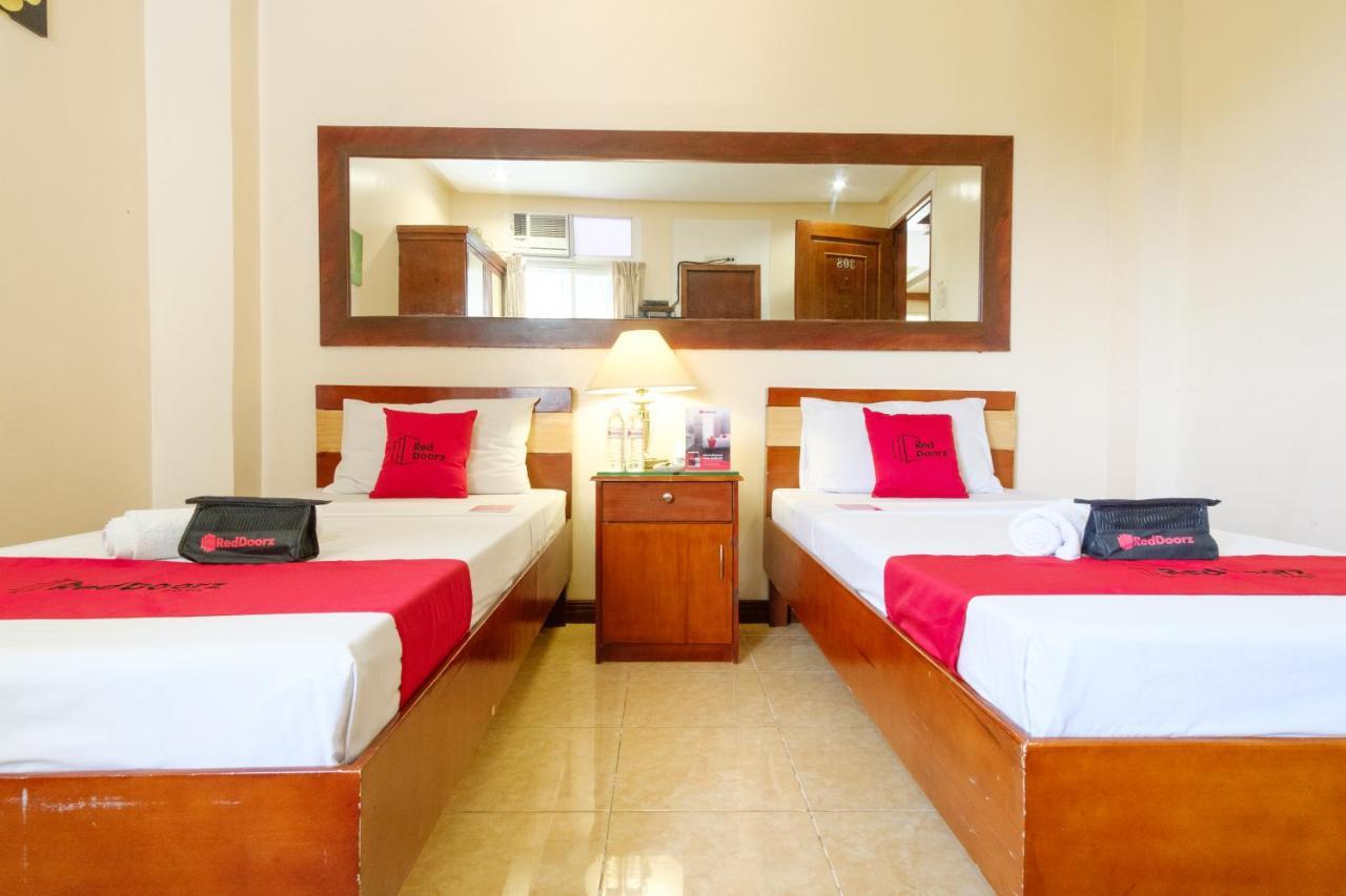 Reddoorz Near Camp Montelibano Hotel Bacolod Exterior foto